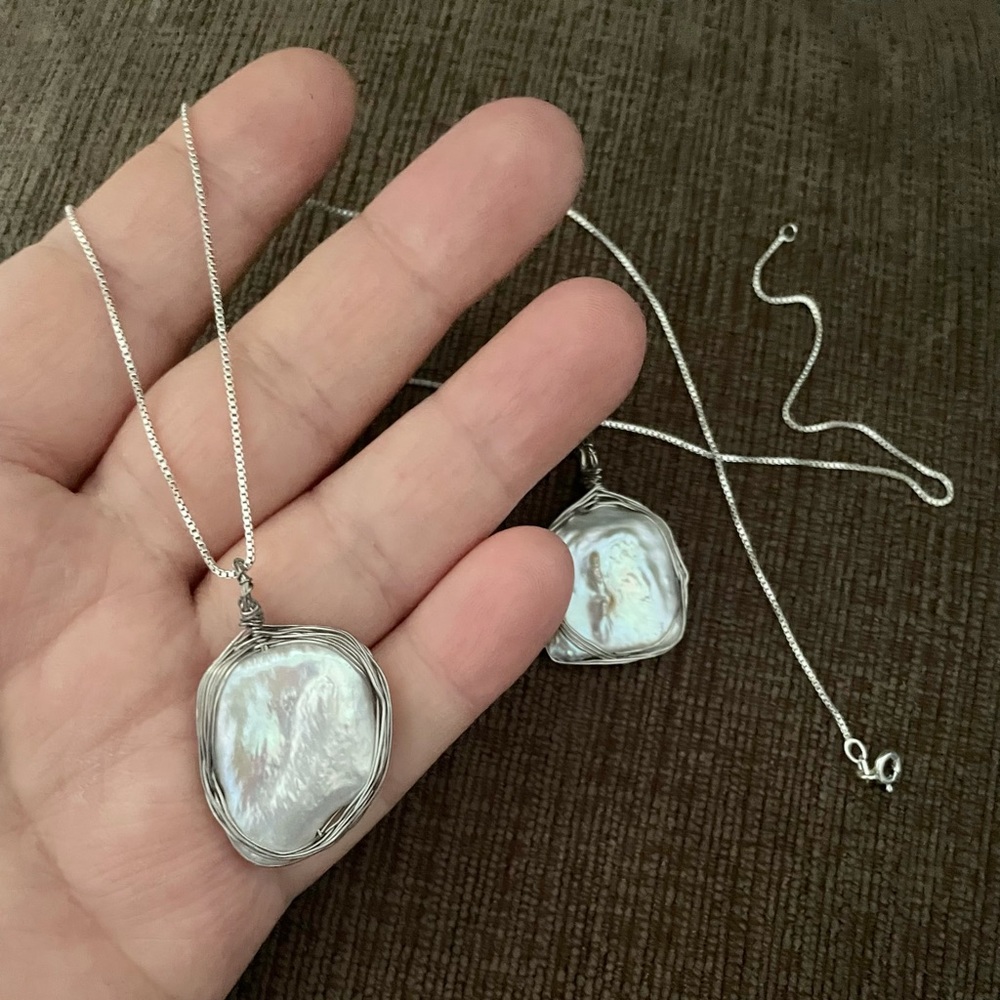 Sterling silver wired fresh water pearl necklace